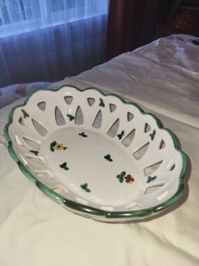 Gmundner Scattered Blossoms White Ceramic Oval Serving Bowl